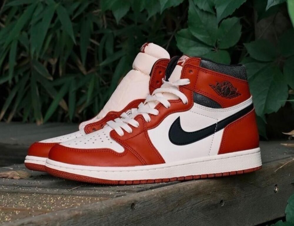 Air Jordan 1 High Og Lost And Found Caffè Sneakers 